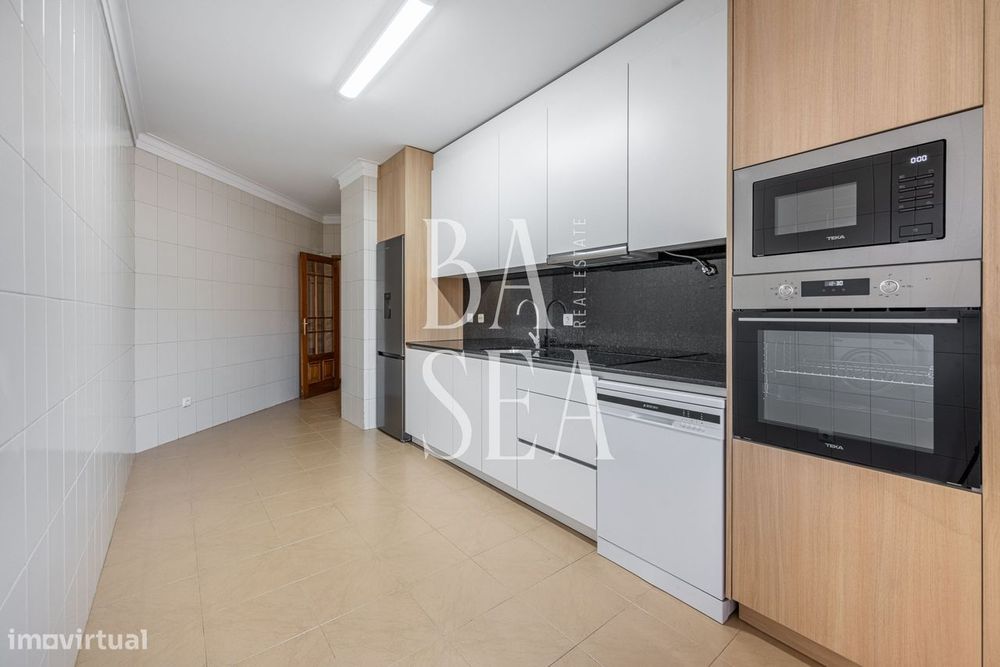 Apartamento T3 com garagem box em São José de São Lázaro Braga