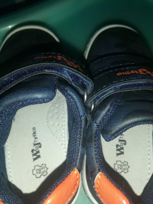 Sprzedam buty wojtyłko rozmiar 22