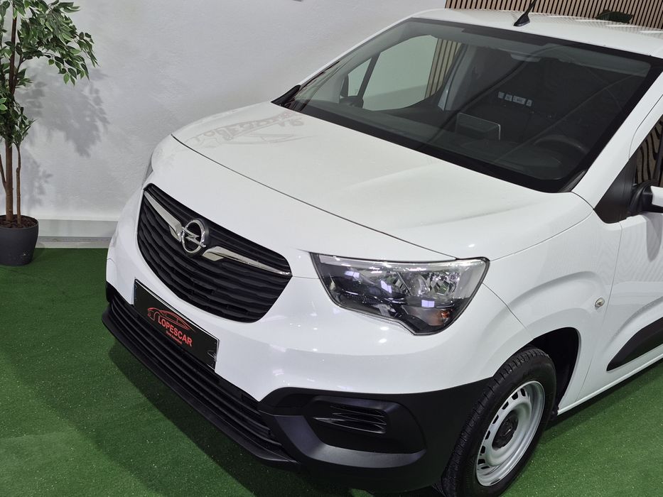 Opel Combo - 3 LUG - NACIONAL | GARANTIA | 2020