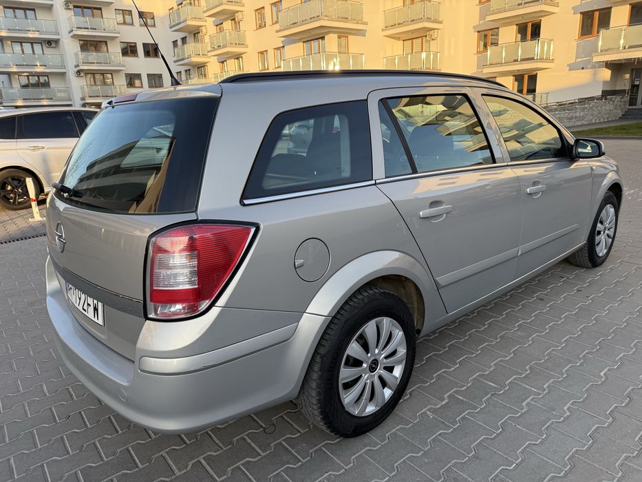 Opel Astra 1.6b•2009r•180tys•STAN NOWEGO AUTA•Oryginal•Okazja
