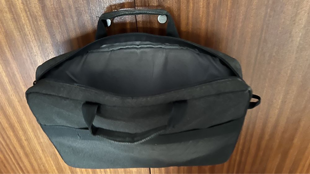 Bolsa Cinzenta Marca Case Logic