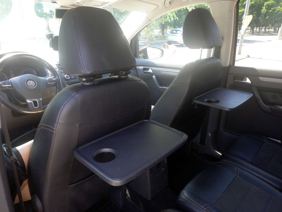 Volkswagen Touran 2011  2.0D AT (140 к.с.) Стан -Хороший.!
