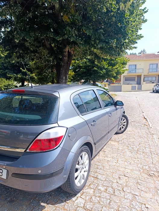 Opel Astra  H 1.4