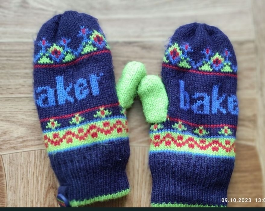 Теплі рукавиці baker