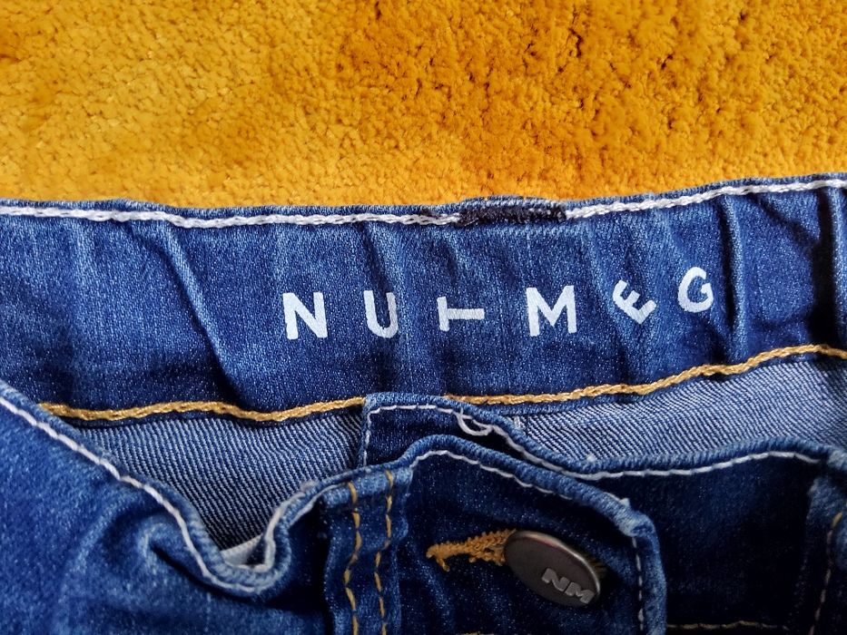 Nutmeg i Inextenso - zestaw spodenek dla 3- 4 latka