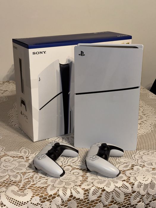 PS5 Playstation 5 1TB SSD z napędem i dwoma padami