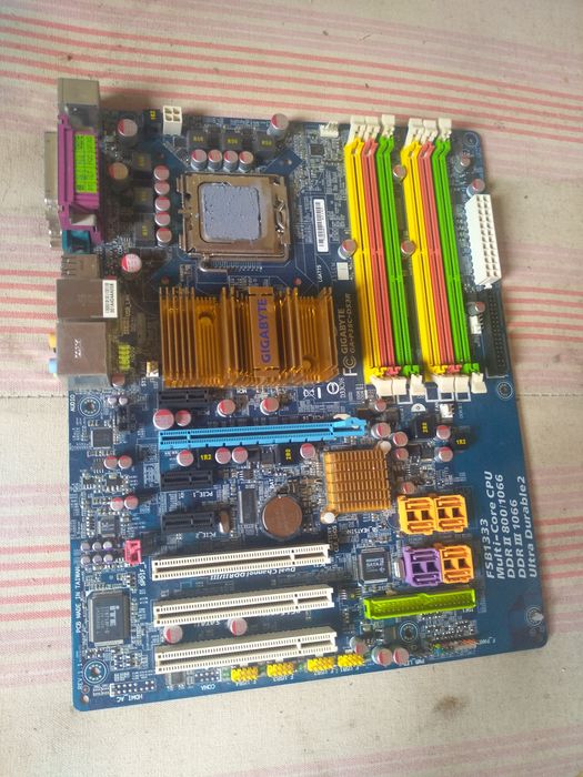 Матeринская плата 775