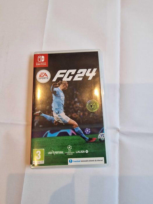 Consola Nintendo Switch com vários acessórios e jogo em ótimo estado