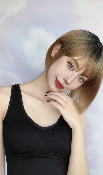 Peruka damska bob ombre blond