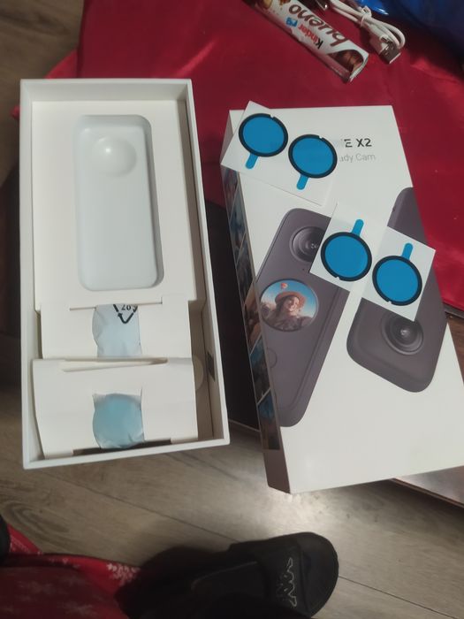 Kamera Insta 360 One X2 pudełko