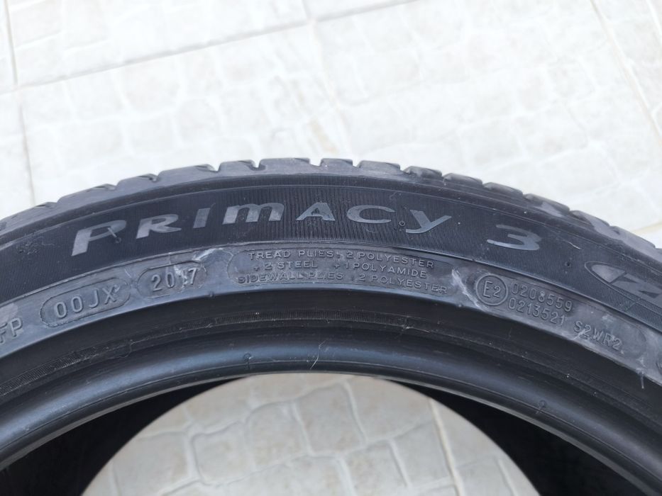 Pneu Michelin Primacy 3 275 / 40 R18 99y
