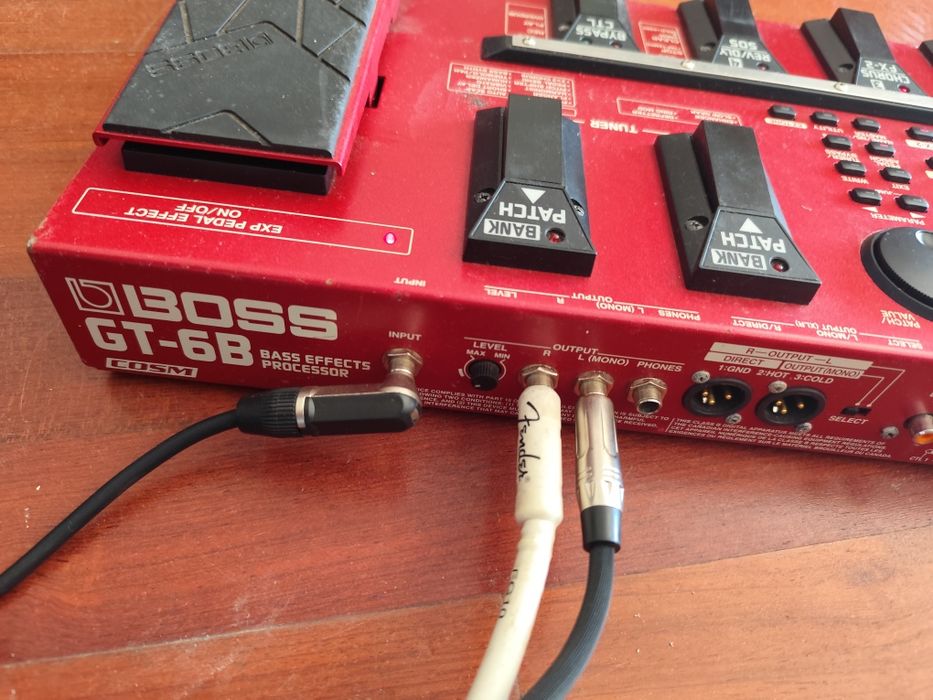 Pedaleira Boss GT-6 B