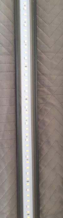 Fluval Aquasky 2.0 LED 27W belka do akwarium 91-122cm)