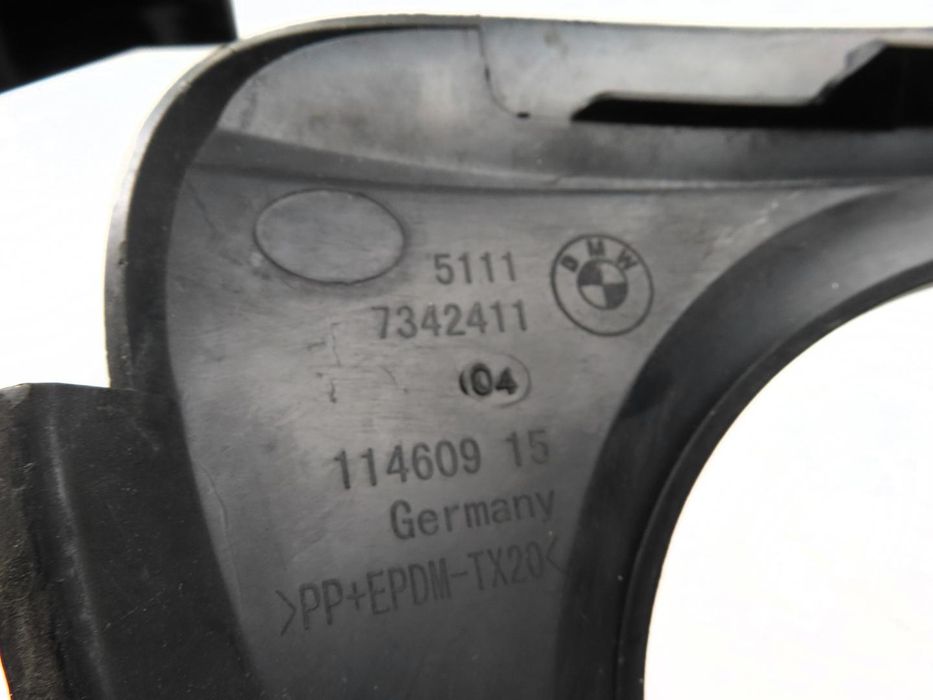 Grelha Farol Nevoeiro Bmw 5 Ref: 51117342411 2009 - 2026