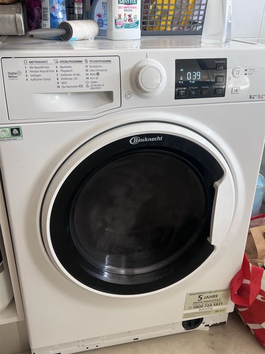 Maquina de Lavar e Secar Roupa