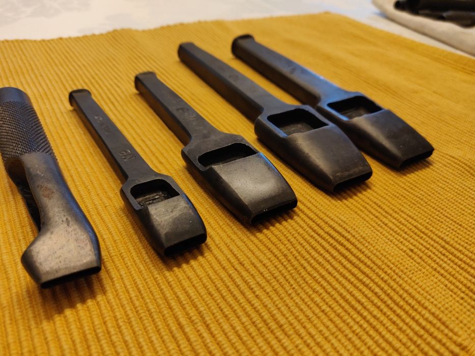 11 Furadores / Perfuradores de pele Blanchard de diversos tamanhos