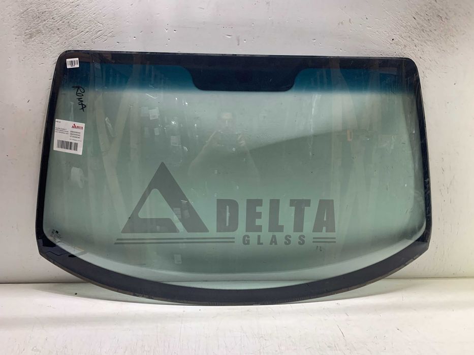 Hyundai Coupe II (2002-2008) - лобове скло б/у оригінал