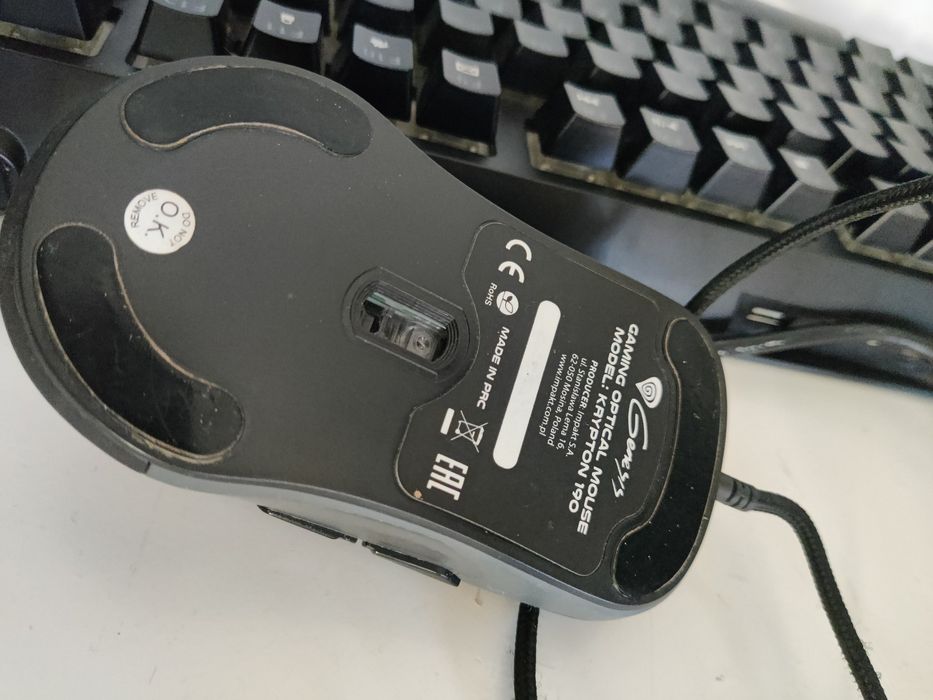 Zestaw gamingowy Genesis: klawiatura Thor 200 + mysz Krypton 190