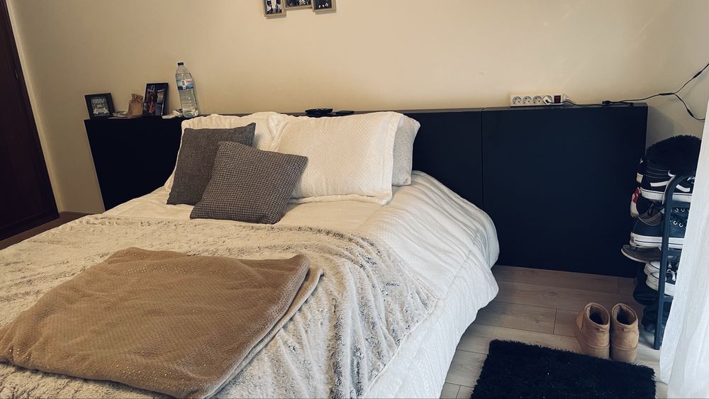 Cama de Casal em Ótimo Estado - 220x190cm
