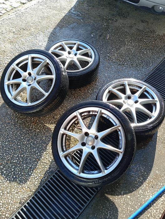 Jantes 17”com pneus 205/40 R17 em bom estado- Seat Ibiza e compatíveis