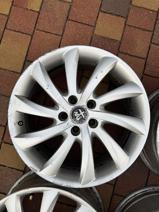 Felgi Alfa Romeo Sport 5x110 17r 7.5j et41