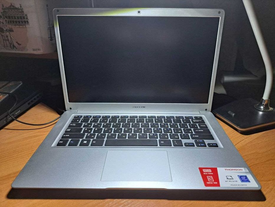 Ноутбук THOMSON (Срібло) 8Gb(DDR4), 128Gb SSD, 14.1"IPS Full HD