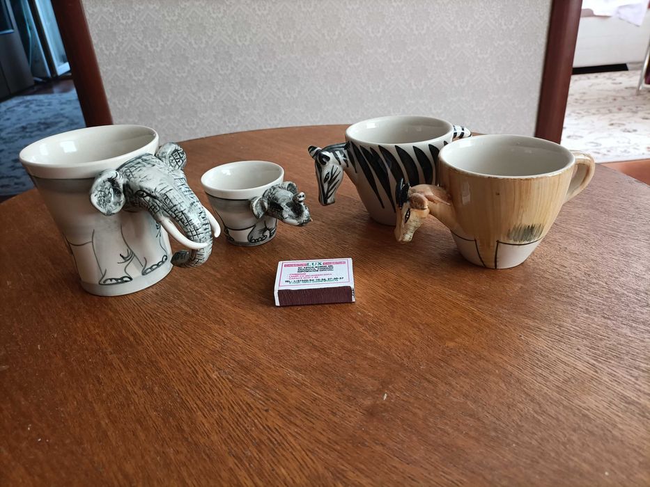 Чашки з тваринами новi,кружка король Генрих та кофейна пара тет а тет
