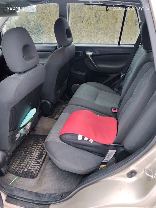 Samochód osobowy TOYOTA RAV 4