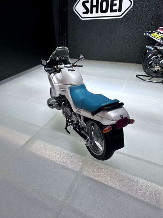 Miniatura BMW R 1100 RS Escala 1/24 Minichamps