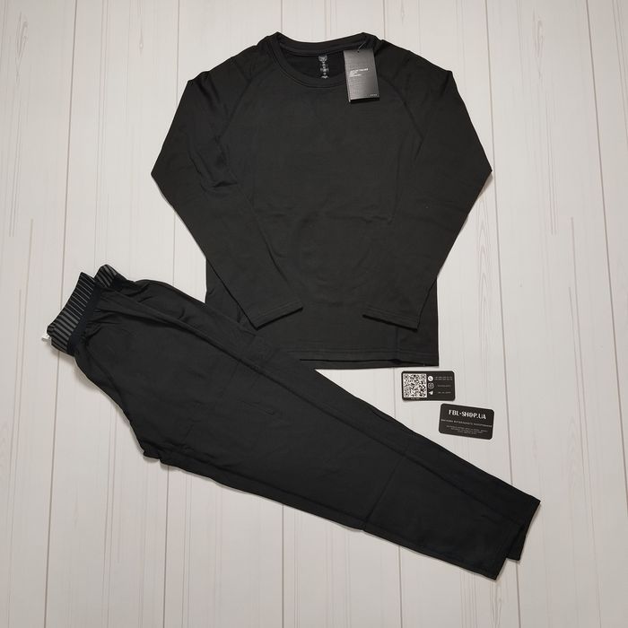 Термо-костюм чорний на мікрофлісі для тренувань