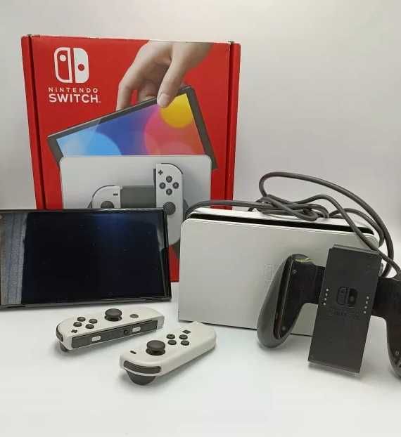 KONSOLA NINTENDO SWITCH OLED + Mario kart i Odysey + sport 3 gry !!!