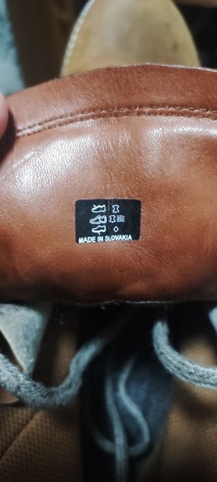 Продам женские ботинки ECCO