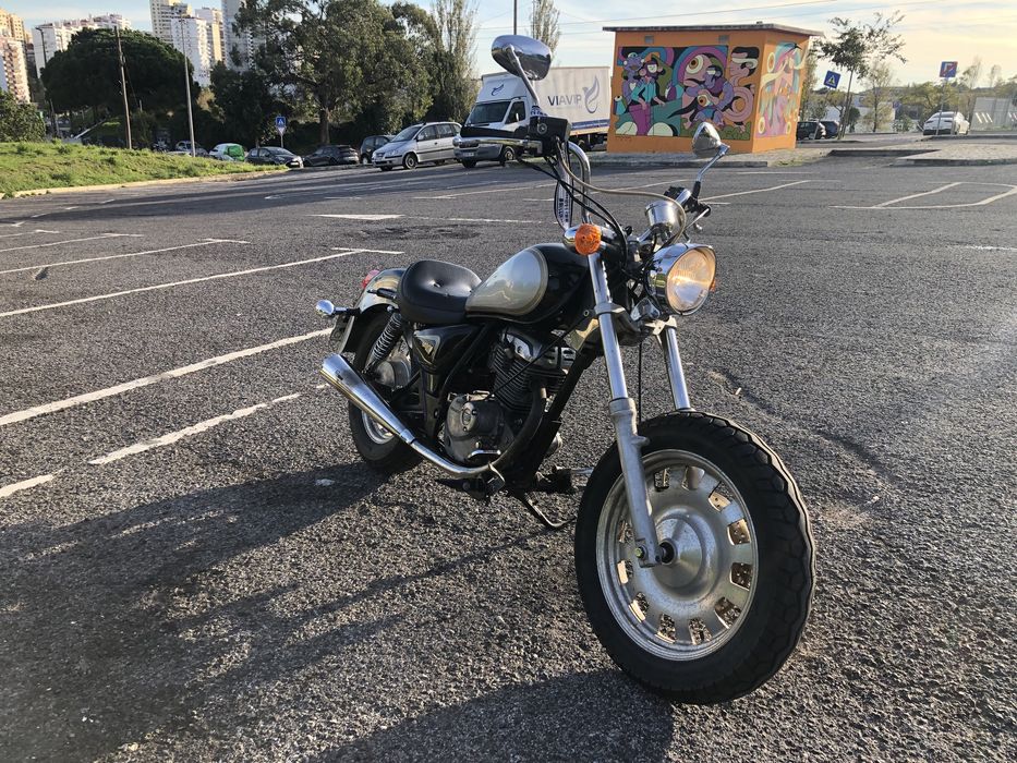 Mota chopper pioneer 200cc