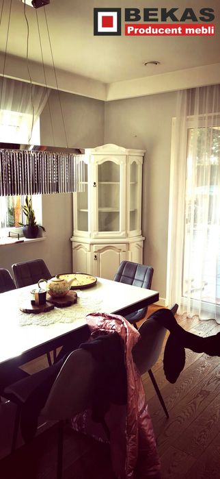 Witryna Waniliowy Narożnik Ludwik 70 ` ECRU Dąb Producent Bekas Meble