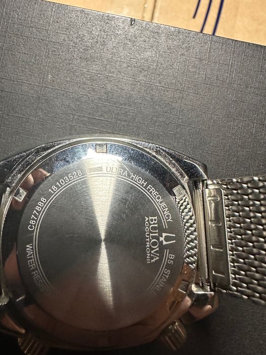 Годинник Bulova Accutron 2