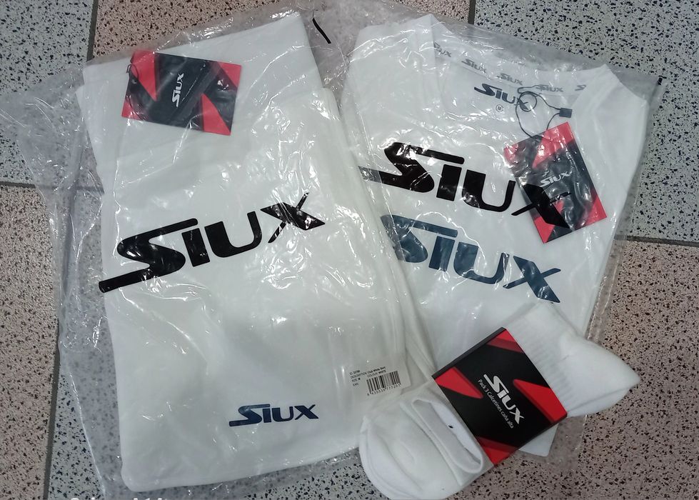 Conjuntos Homen e mulheres padel 35,99