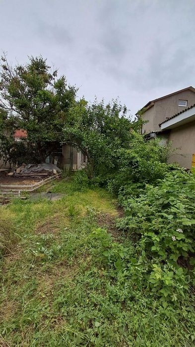 Продам участок під забудову на вул. Костанді з ділянкою 6 соток (033-844)