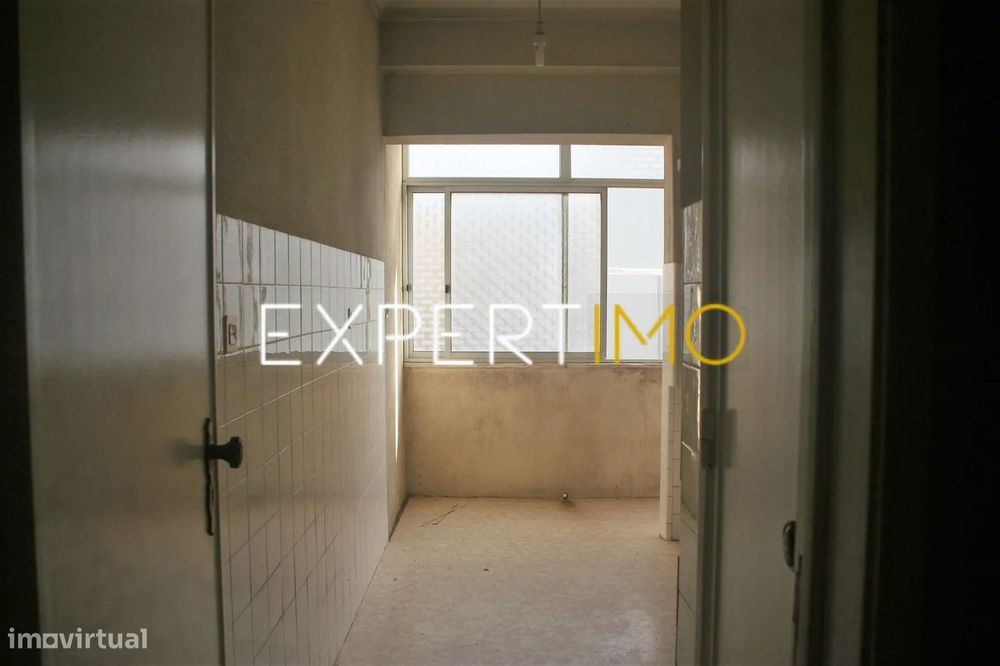 Apartamento T1 para remodelar