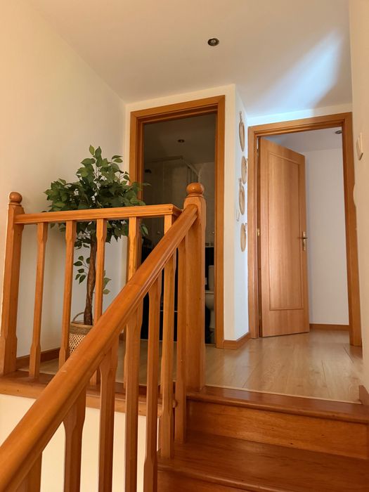 Quarto individual para arrendar (despesas incluídas)