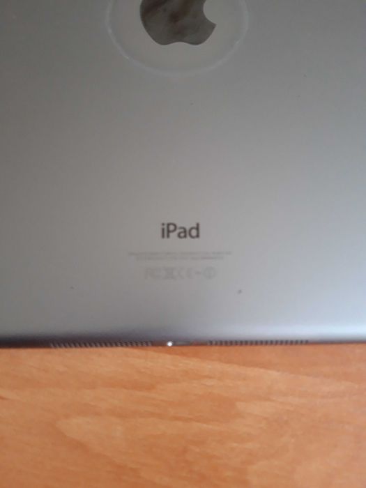Sprzedam iPad a1475
