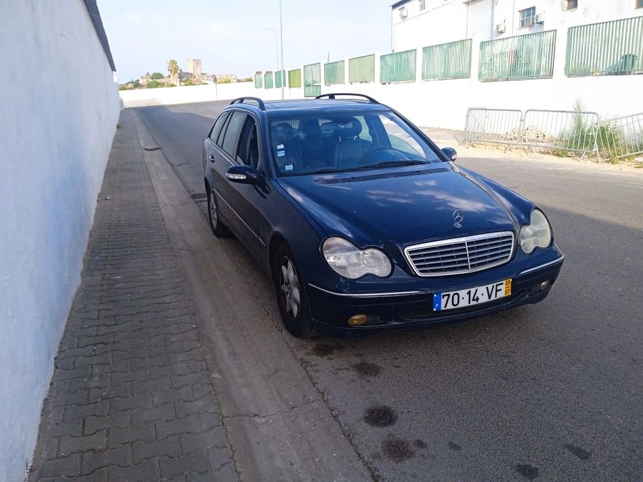 Mercedes-Benz 220 — fotografia 9