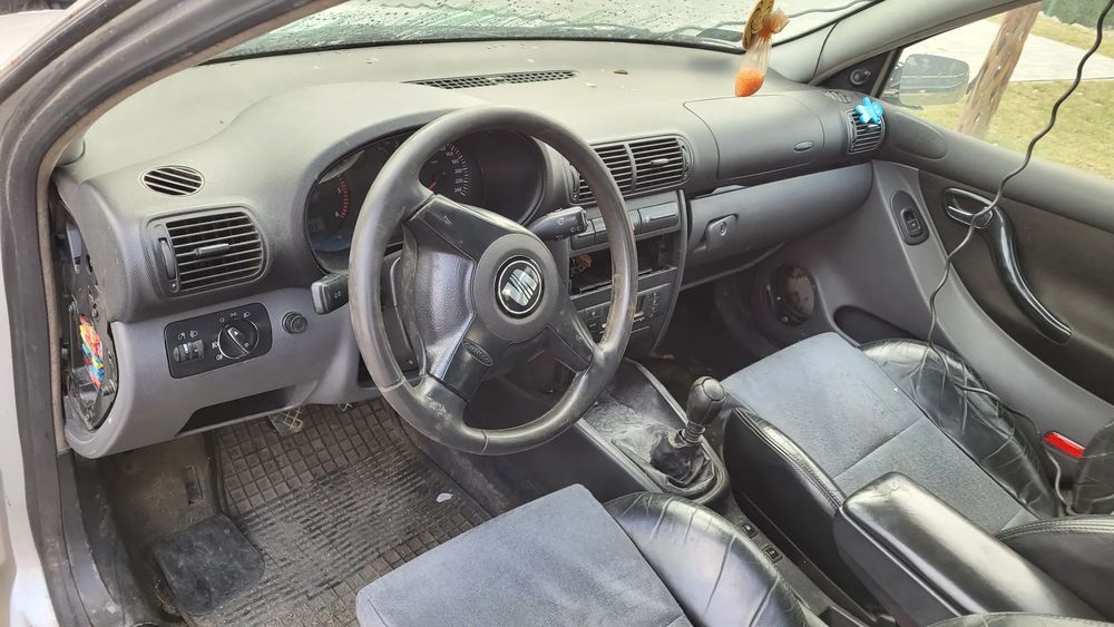 800zł fotele półskóra alcantara golf, bora, leon, toledo octavia i