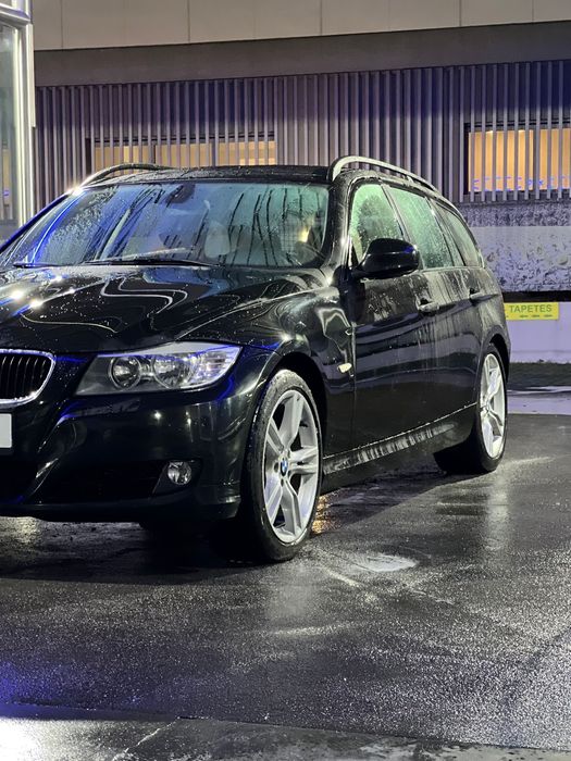 BMW 318d Touring 2010