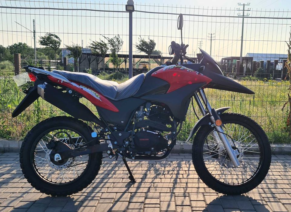Мотоцикл кроссовый 300куб. НОВЫЙ