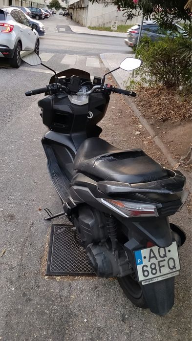Sym jet X preta 2024