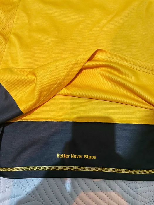 Camisola nova, oficial e autografada Ruben Neves wolves