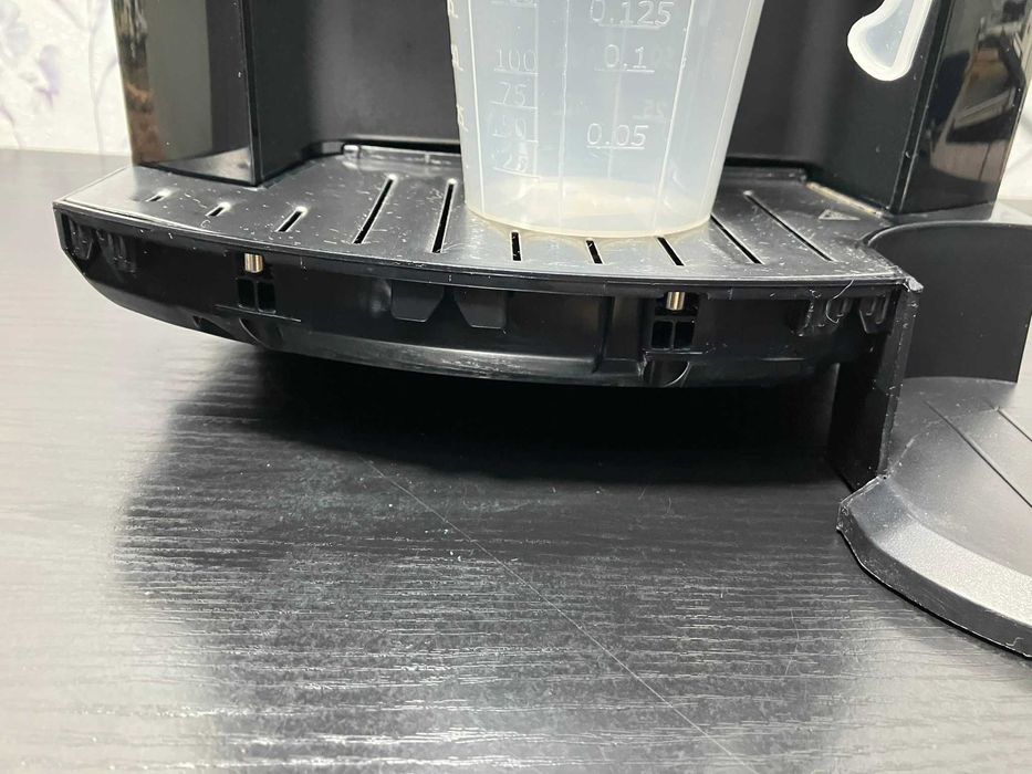 Кавомашина Krups EA82 — автоматична, зернова, для дому / офісу