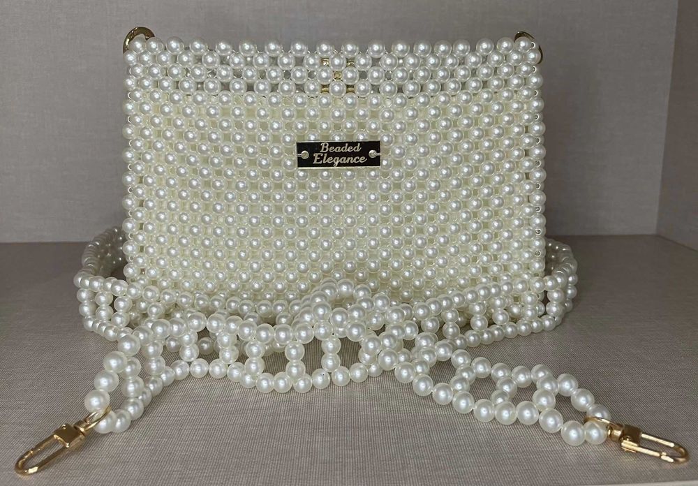 Bolsa Elegante de Perolas