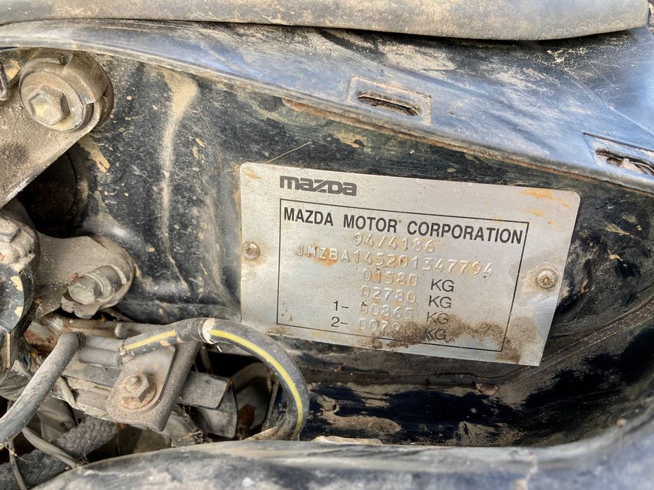 Mazda 323 1997 продаж