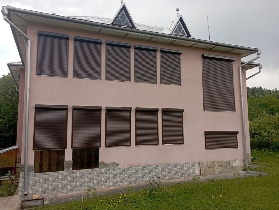 Захисні Ролети ворота в гараж, на двері, вікна, терасу